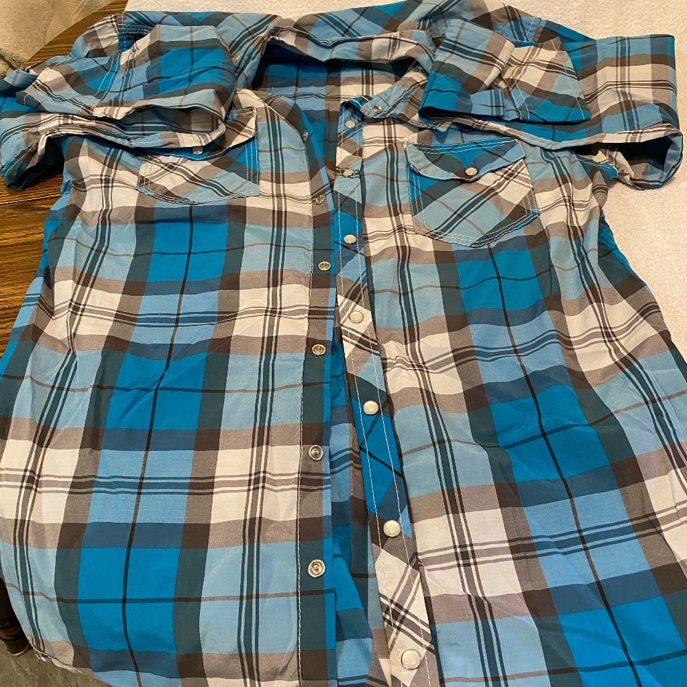 Men’s xL long sleeve shirt